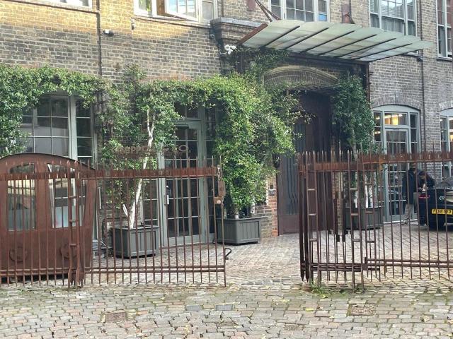 Belmont Street, London, London 3 bed house to rent £15,166 pcm £3,500 pw