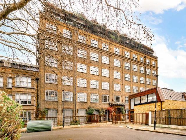 Belmont Street, London NW1 3 bed flat to rent £19,500 pcm £4,500 pw