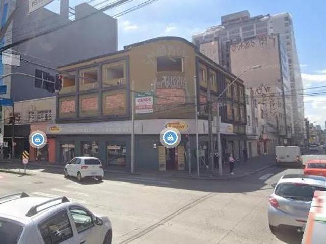 Belo terreno de esquina