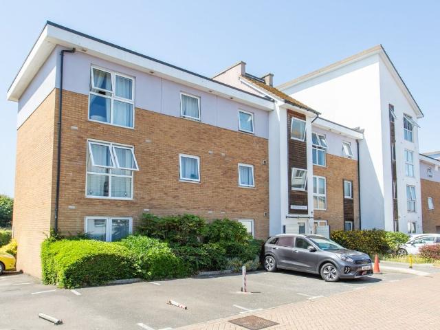 Belon Drive, Whitstable, Kent CT5, 2 bed flat to rent, £1,150 pcm | PrimeLocation