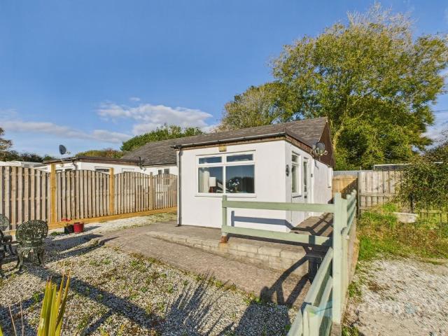 Belowda, Cornwall 2 bed detached bungalow to rent £900 pcm £208 pw