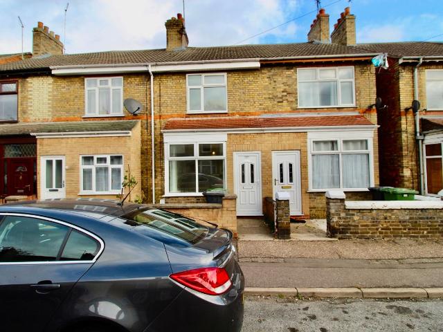 Belsize Avenue, Woodston, Peterborough PE2, 3 bed terraced house to rent, £1,050 pcm | PrimeLocation