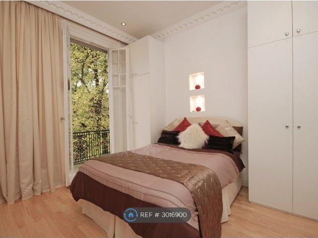 Belsize Avenue, London NW3, 1 bed flat to rent, £2,900 pcm | PrimeLocation