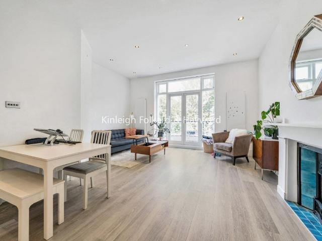 Belsize Park Gardens, Belsize Park, London NW3, 1 bed flat to rent, £3,250 pcm | PrimeLocation