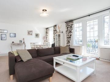 Belsize Park, London NW3, 2 bed flat to rent, £3,150 pcm | PrimeLocation