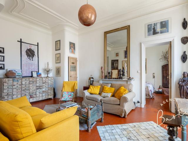 Belsunce*T5 155 m2*Cachet marseillais *Grande Famille ou Colocation