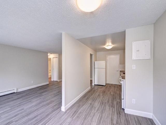 Belsyde Avenue Apartments 2 Bedroom Apartment for Rent at 375 255 375 Belsyde Ave. E Centre Wellington, ON N1M 2Y2 Fergus