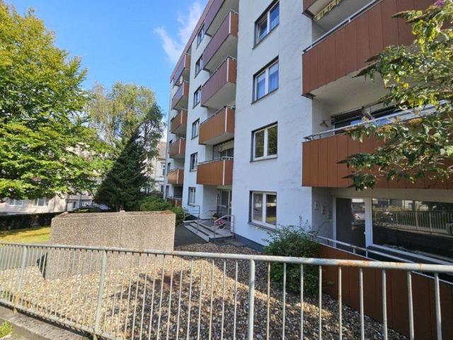 Über den Dächern von Düsseldorf Benrath attraktiv und lichtverwöhnt