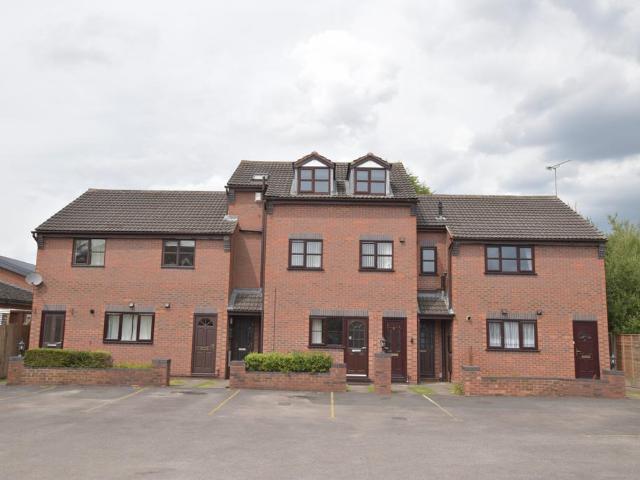 Bertelin Road, Stafford, ST16 2 bed flat to rent £775 pcm £179 pw
