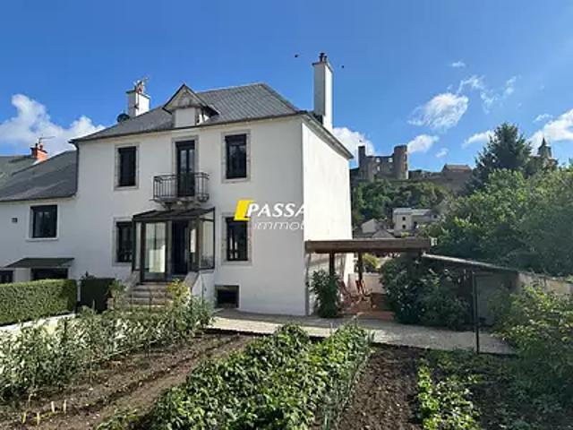 Bertholène 12310 Achat / Vente maison 6 pièces t6 au dernier étage cave