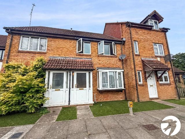 Bertrand Way, London SE28, 3 bed terraced house to rent, £2,100 pcm | PrimeLocation