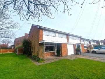Berwick Avenue, Heaton Mersey, Stockport, 3 bedroom, Detached