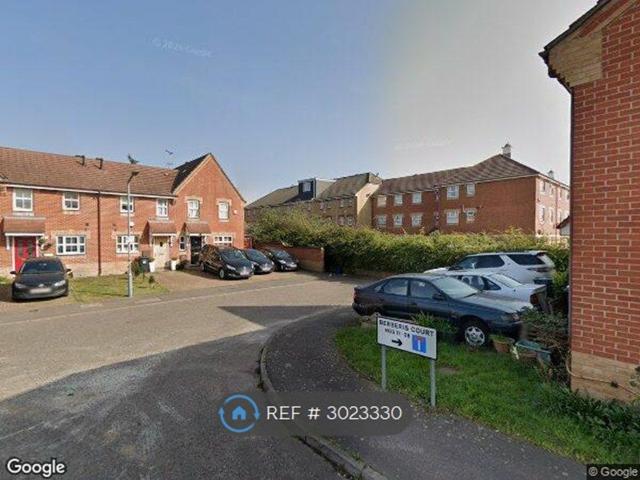 Berberis Court, Ilford IG1, 2 bed flat to rent, £1,700 pcm | PrimeLocation