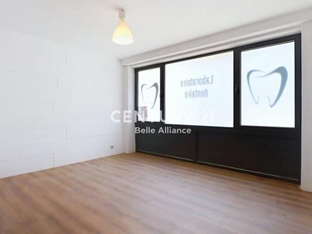 Berchem: Bright duplex with spacious rooms