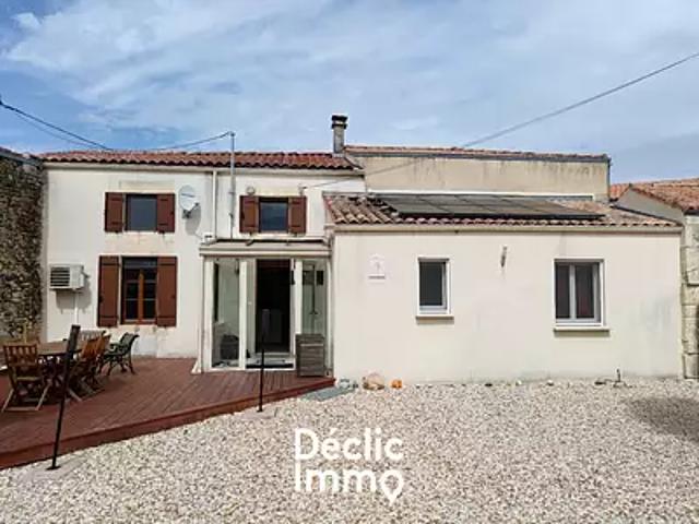 Bercloux 17770 Achat / Vente maison 5 pièces t5 terrasse