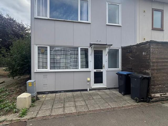 Berecroft, Harlow CM18, 3 bed end terrace house to rent, £1,900 pcm | PrimeLocation