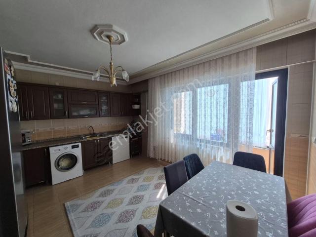 Bereket Emlaktan Abdullah Paşa Mahallesinde Satılık 4+1 Daire