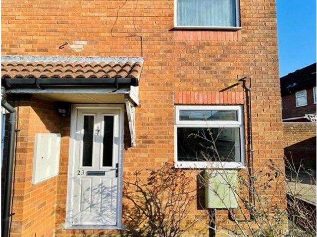 Berenger Close, Swindon SN3, 1 bed end terrace house to rent, £1,000 pcm | PrimeLocation