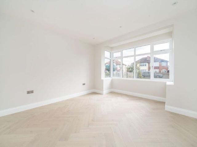 Beresford Avenue, KT5, London