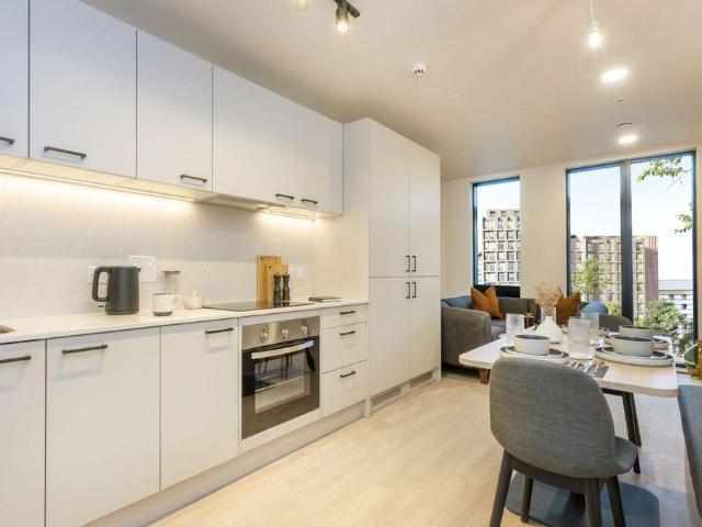 Beresford Street, London SE18, Studio to rent, £2,080 pcm | PrimeLocation