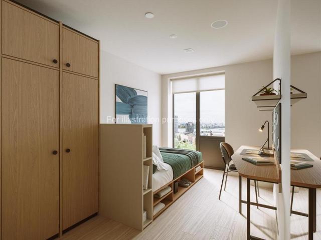 Beresford Street, London SE18 1 bed in a flat share to rent £1,408 pcm £325 pw