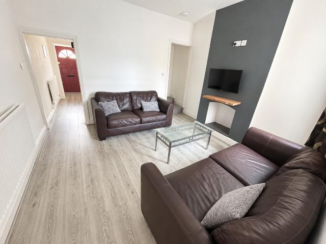Beresford Street, Stoke On Trent ST4, 4 bed shared accommodation to rent, £455 pcm | PrimeLocation
