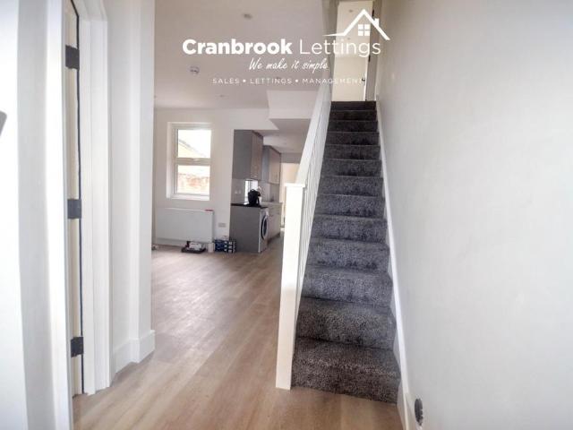 Beresford Road, LONDON, E17 4LW 5 bed terraced house to rent £3,200 pcm £738 pw