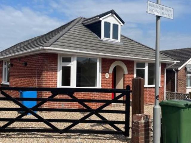 Beresford Road, Poole 3 bed detached bungalow to rent £1,300 pcm £300 pw