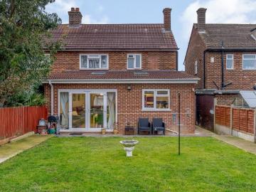 Beresford Road, Rickmansworth WD3, 4 bed semi detached house to rent, £2,600 pcm | PrimeLocation