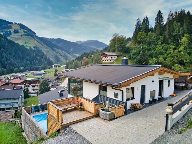 Bergchalet mit Traumaussicht absolute Ruhelage Schischaukel Zell am See / Saalbach Hinterglemm Provisionsfrei