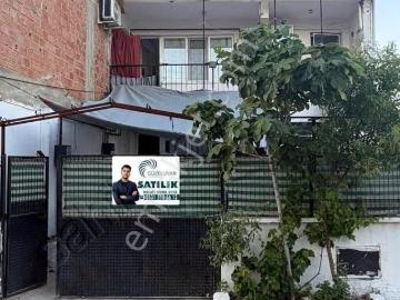 Bergama Merkezde Bahçeli 2 Katlı Müstakil Ev | Fatih Mahallesi