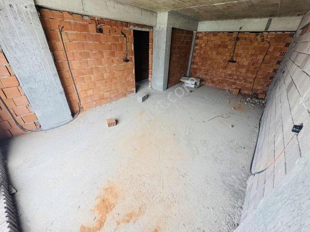 Bergama Caddesi Üzeri Devlet Hastenesi Yakınında 3+1 Daire
