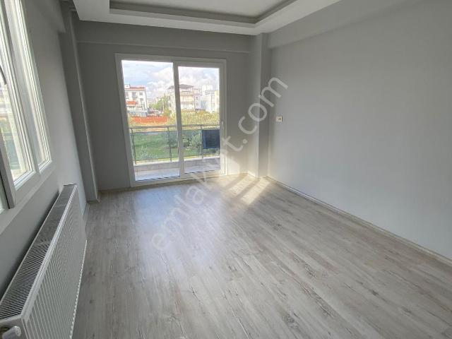 Bergama Emniyet Müdürlüğü Yanı 2+1 Kiralık