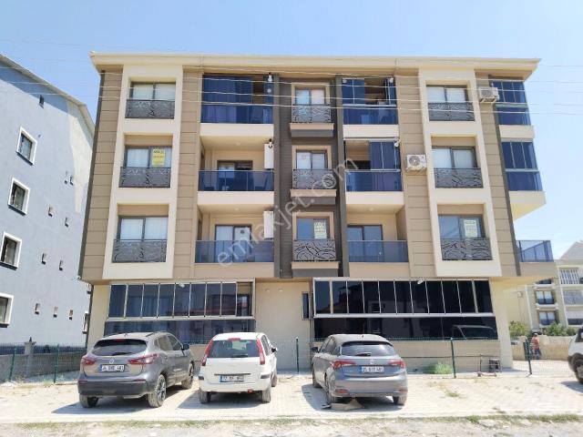 Bergama Fatih Mah Doğalgazlı Asansörlü 2 Banyolu Ara Kat Lüks 2+1 Eşyalı Kiralık Daire