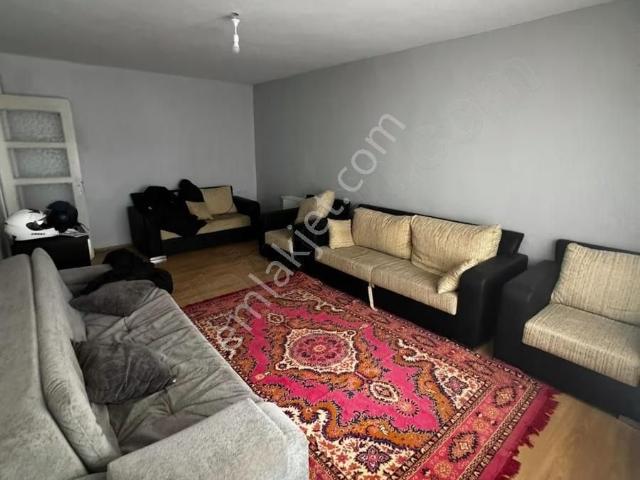 Bergama Fatih Mah. Satılık 3+1 Daire