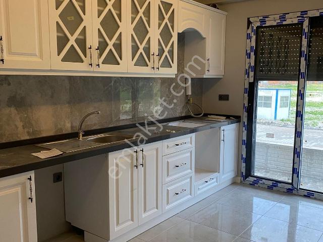 Bergama Fatih Mahallesinde 2+1 Kapalı Mutfak Dairemiz Kiralıktır