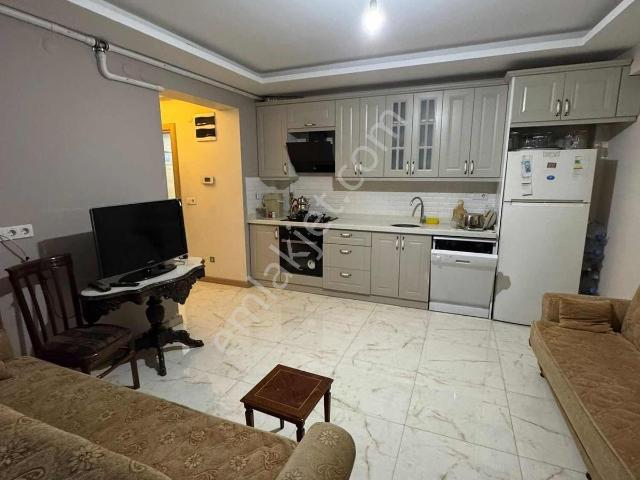 Bergama Fatih Mahallesinde Full Eşyalı 1+1 Kiralık Daire