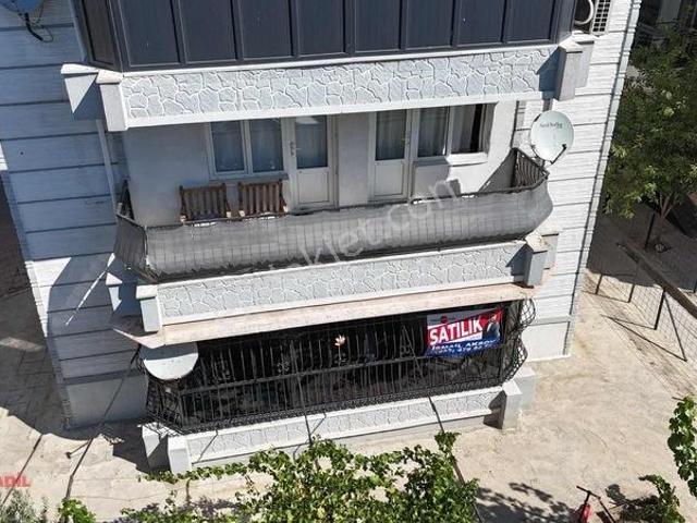Bergama Fatih Mahallesinde Satılık Geniş 3+1 Daire