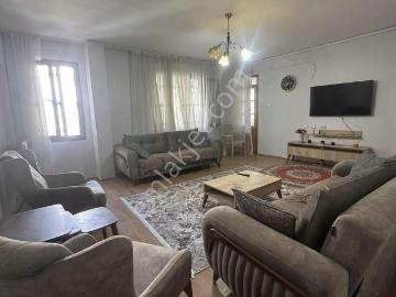 Bergama Fatih Mh Eşyalı Kiralık 3+1 Daire