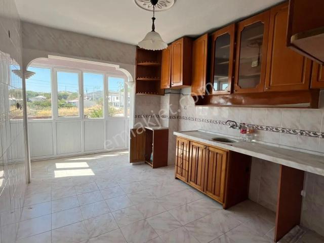 Bergama Kadriye'de 600m² Bahçe İçinde, 2 Adet 3+1 Daire