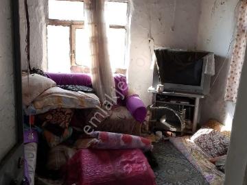 Bergama Yukarıkırıklar Köyünde Satilik Köy Evi