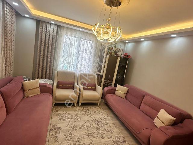 Bergama Yığma Tepe Mevki Doğalgazlı Kapalı Mutfak 2+1 Geniş Satılık Daire