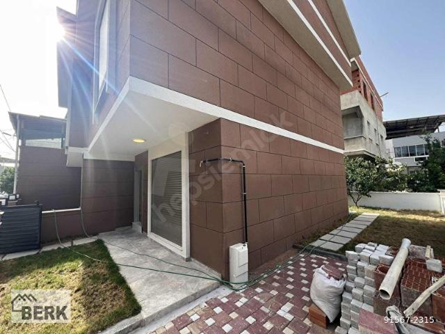 BERK EMLAK'TAN MENDERES GAZİPAŞADA LÜKS 3+1 SATILIK SIFIR VİLLA