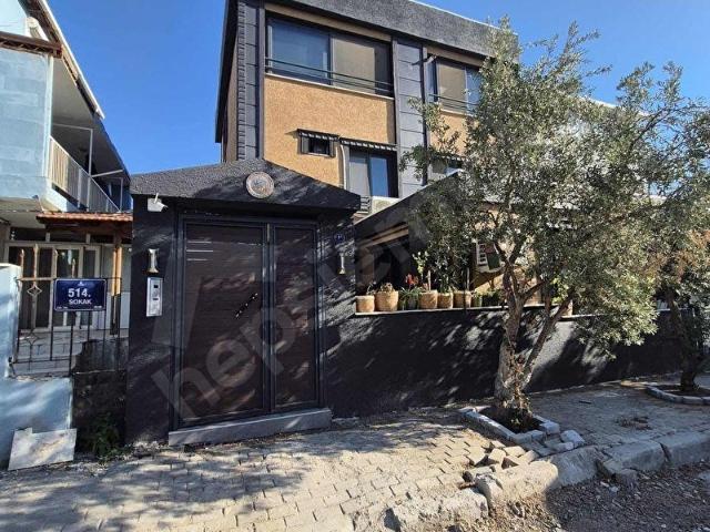 BERK EMLAK'TAN BEYAZEVLER'DE DUBLEKS BAHÇELİ 2+1 SATILIK DAİRE