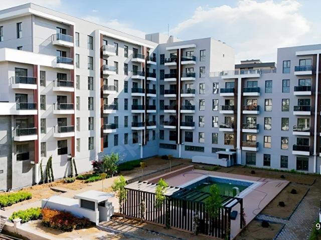 BERK EMLAK'TAN HAVUZLU SİTE İÇİ SATILIK LÜKS 1+1 DAİRE