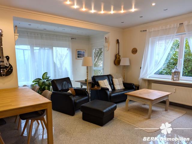 BERK Immobilien – Charmante Erdgeschosswohnung mit Gartenidylle in Daxberg