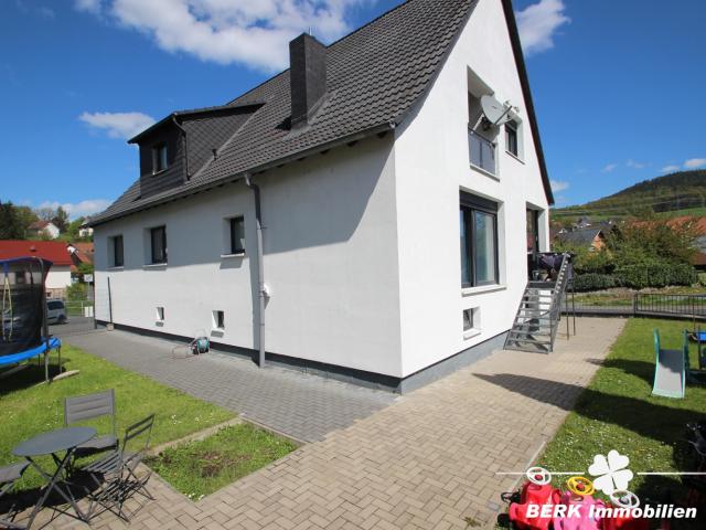 BERK Immobilien Großzügiges Zweifamilienhaus mit viel Potenzial in Laufach