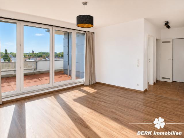 BERK Immobilien Moderne 2 Zimmer ETW mit Aussicht in beliebter und ruhiger Lage von Hanau Lamboy