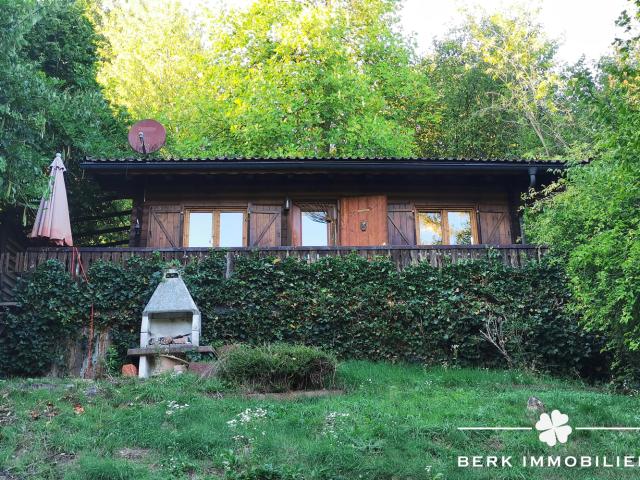 BERK Immobilien Wochenendhaus in Holzblockbauweise in Rüdenau Naturparadies mit Ausblick