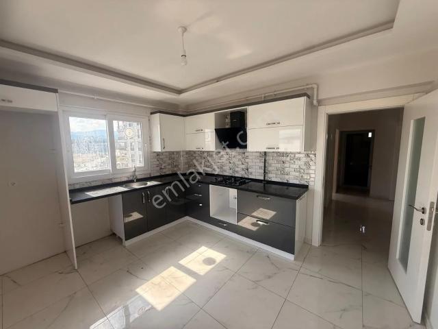Berkay Emlak'tan Zafer Mahallesi'nde Kiralık Daire